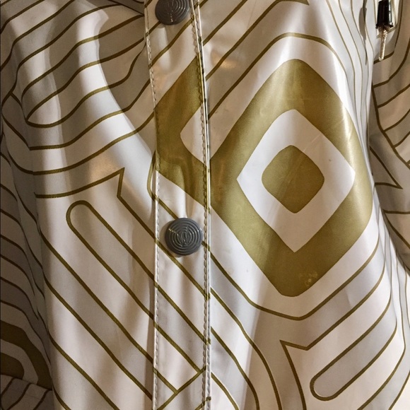 Super Cute Reversible Rain Coat Silver Gold size large kenn sporn by wippette - Picture 6 of 9